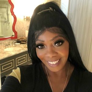 Meet your Posher, Jamila